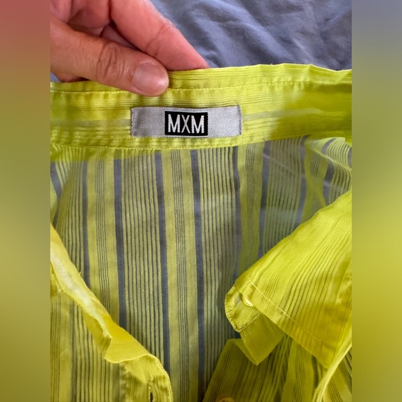🟢MXM neon green/yellow summer sheer top. Size 22.🟢 - Picture 6 of 7